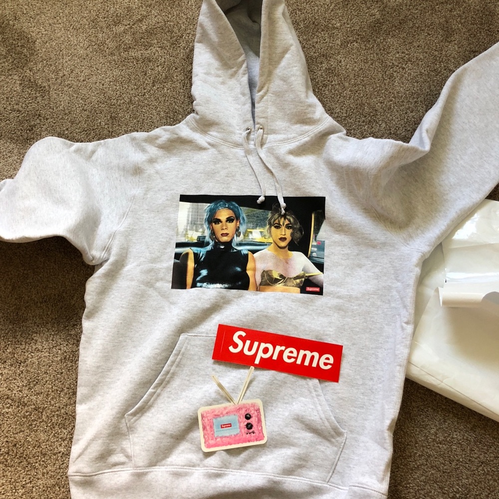 Nan golden/supreme hoodie